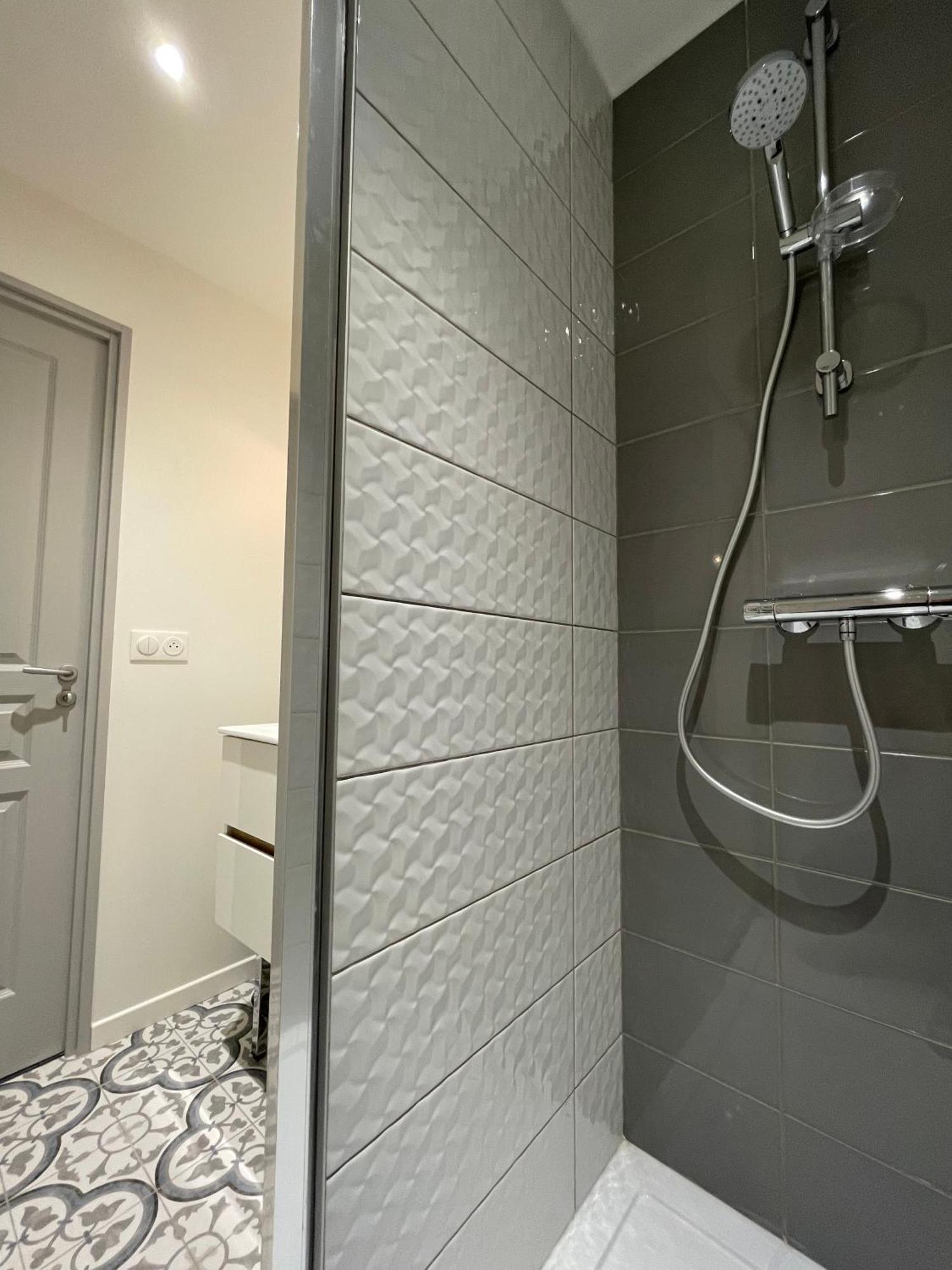 Lumineux Avec Climatisation Pour 2 Personnes Apartment *