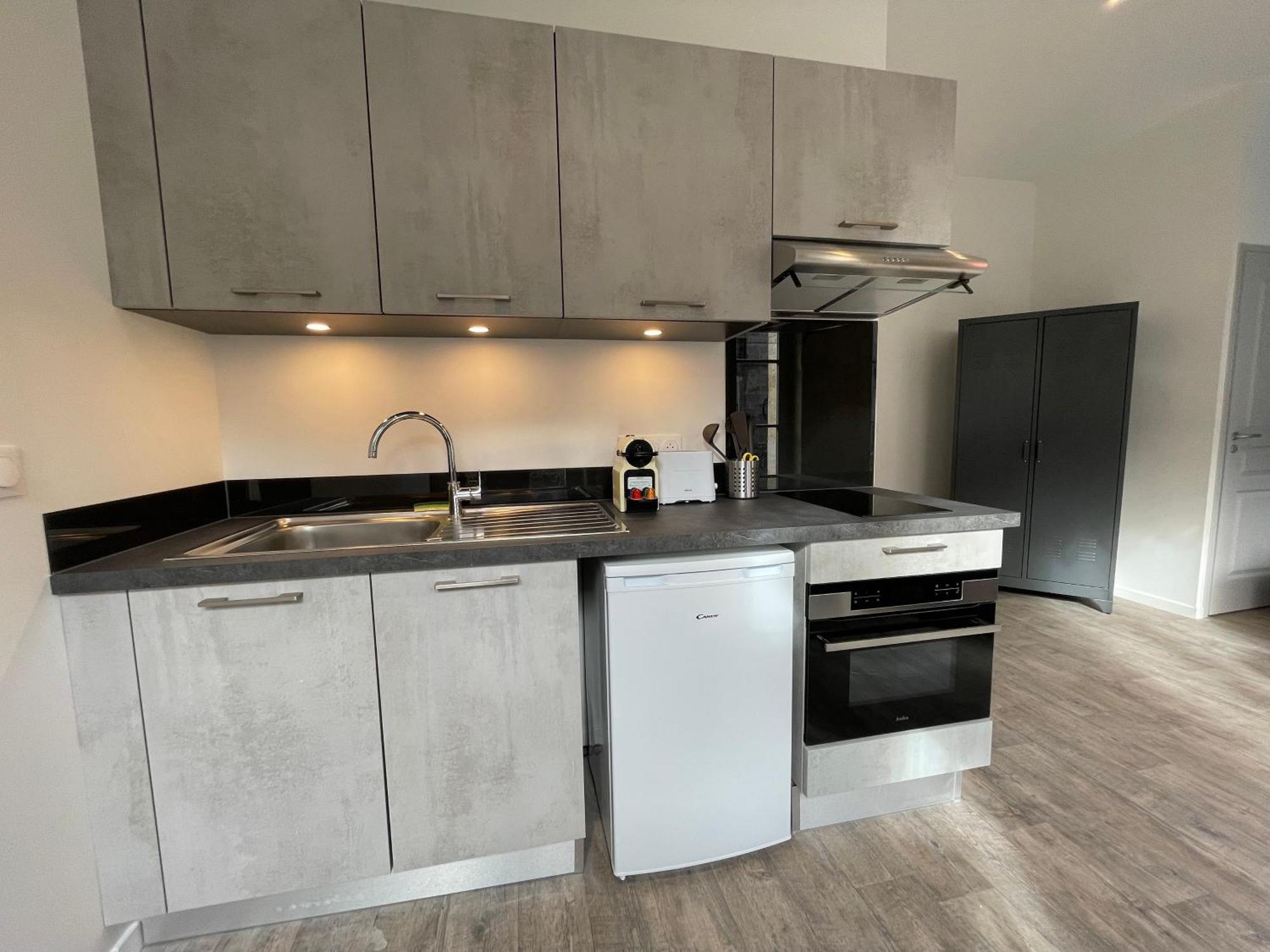 Superbe Studio Avec Climatisation Et Belle Pierre Pour 2 Personnes Appartement