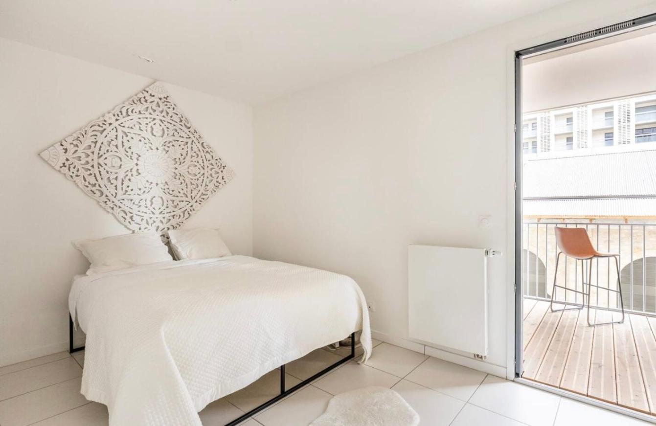 Apartment Amedee Saint Germain