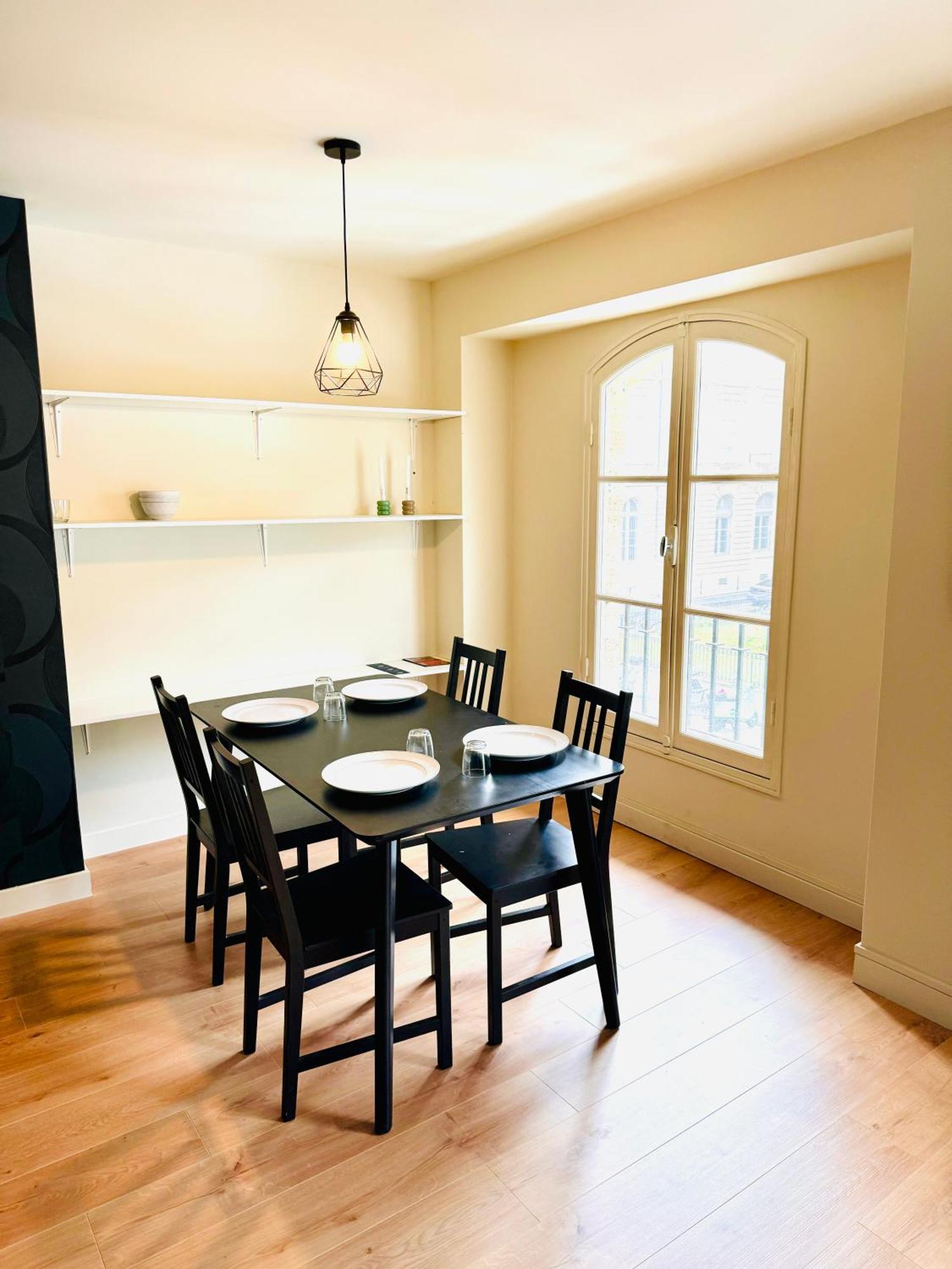 Apartment To Triangle D'or 2 Bedrooms