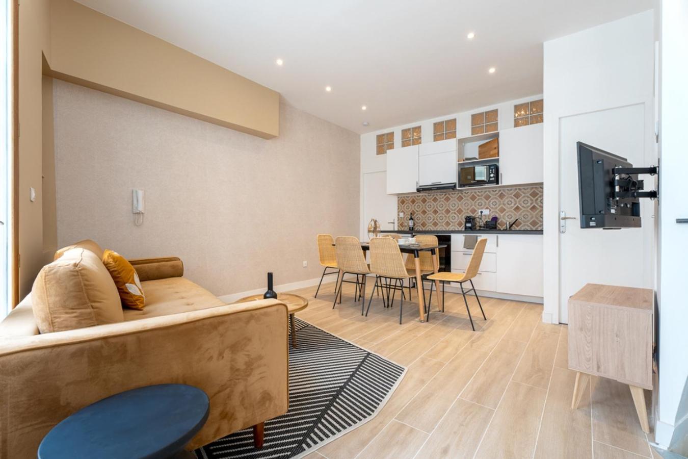 Apartment Centre Proche Tramway *