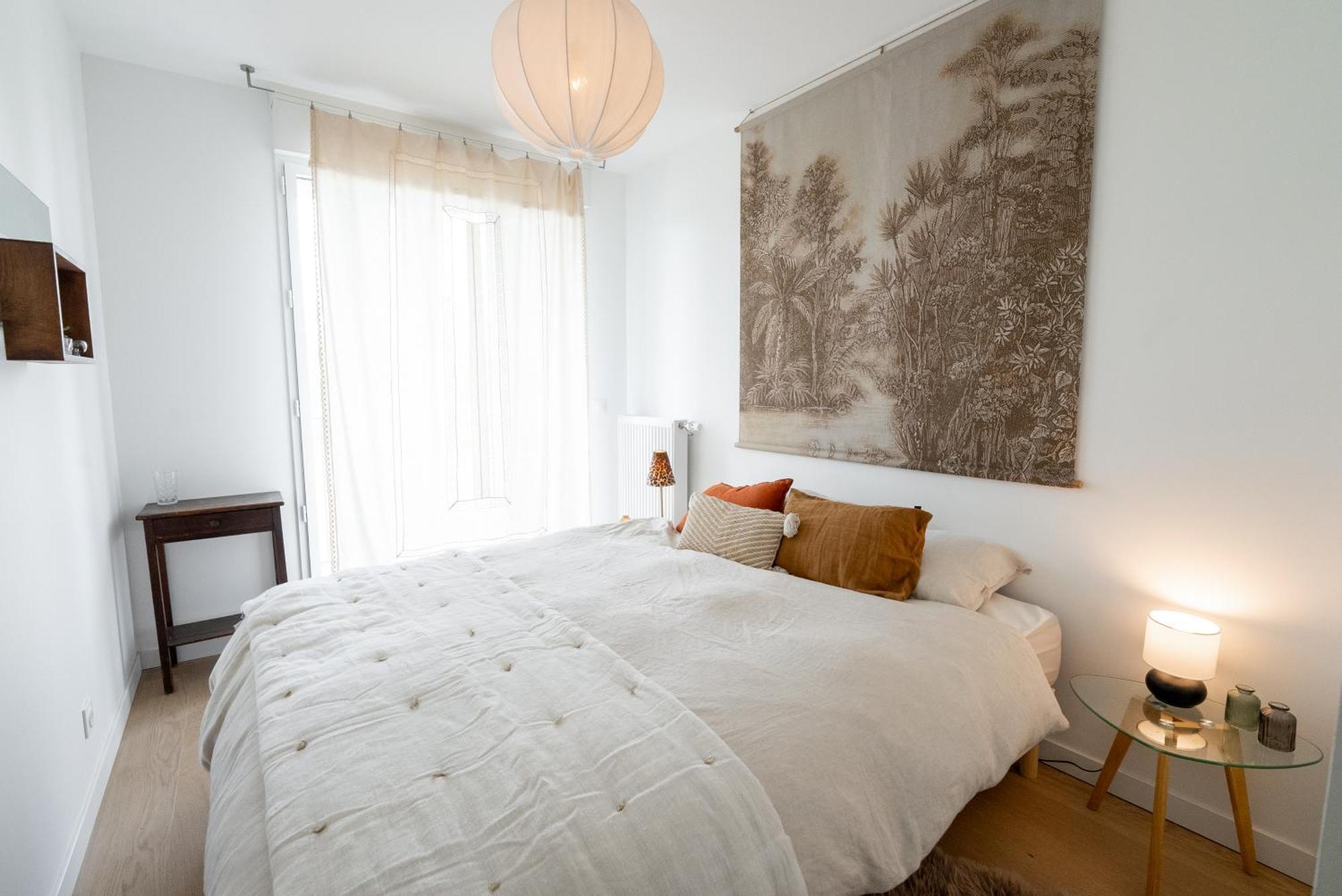 Sur La Riviere, Proche Tramway, Un Bel Zen, Design, Spacieux Et Lumineux Apartment *