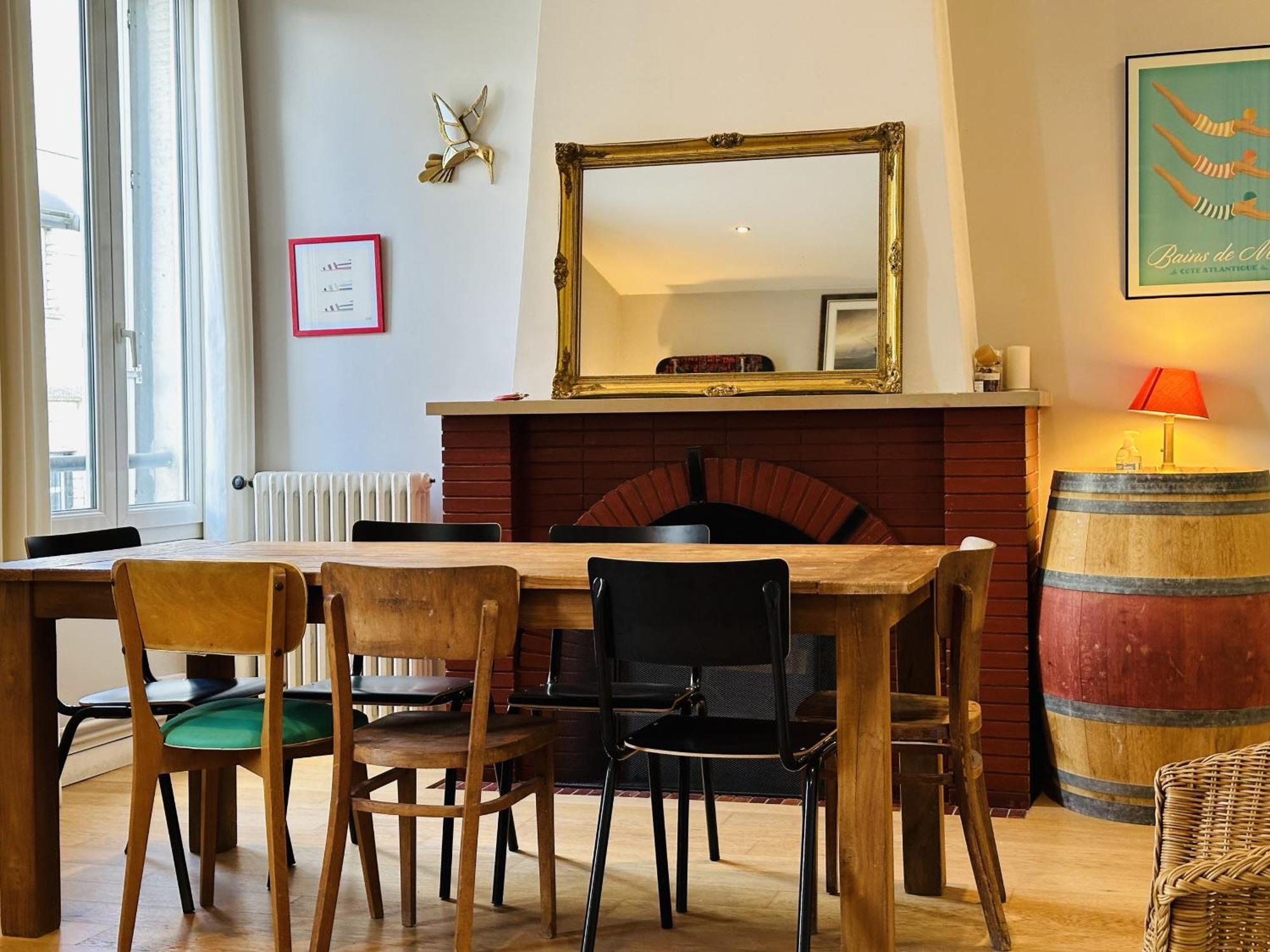 La Cite Du Vin Apartment *