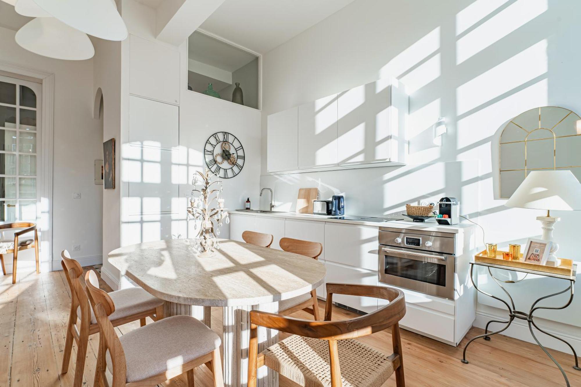 Elegant Place Du Parlement Pour 4 Personnes Apartment Bordeaux