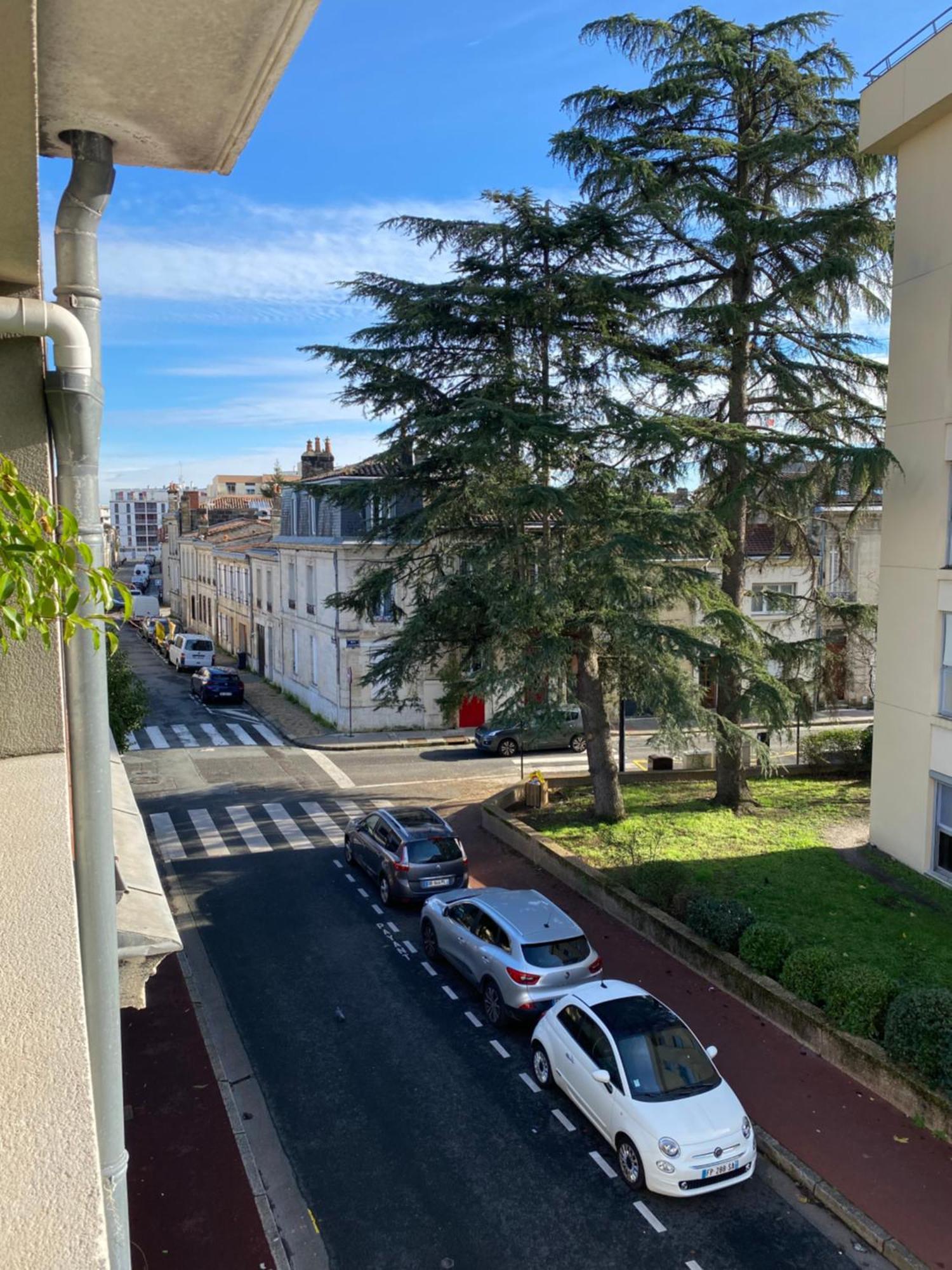 Bed & Breakfast Confortable Bordeaux