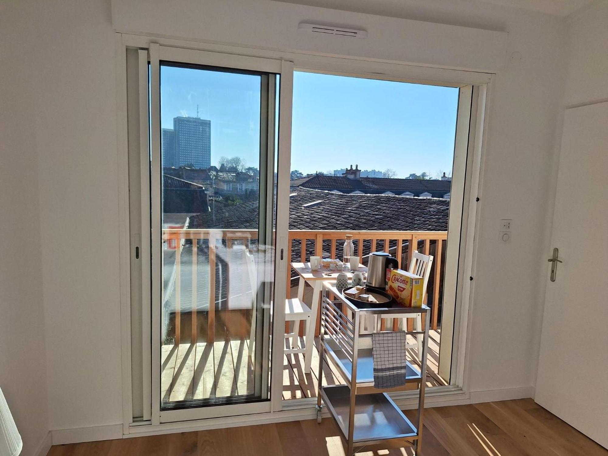 Studio 2 Renove Balcon Kitchenette Avec Vue