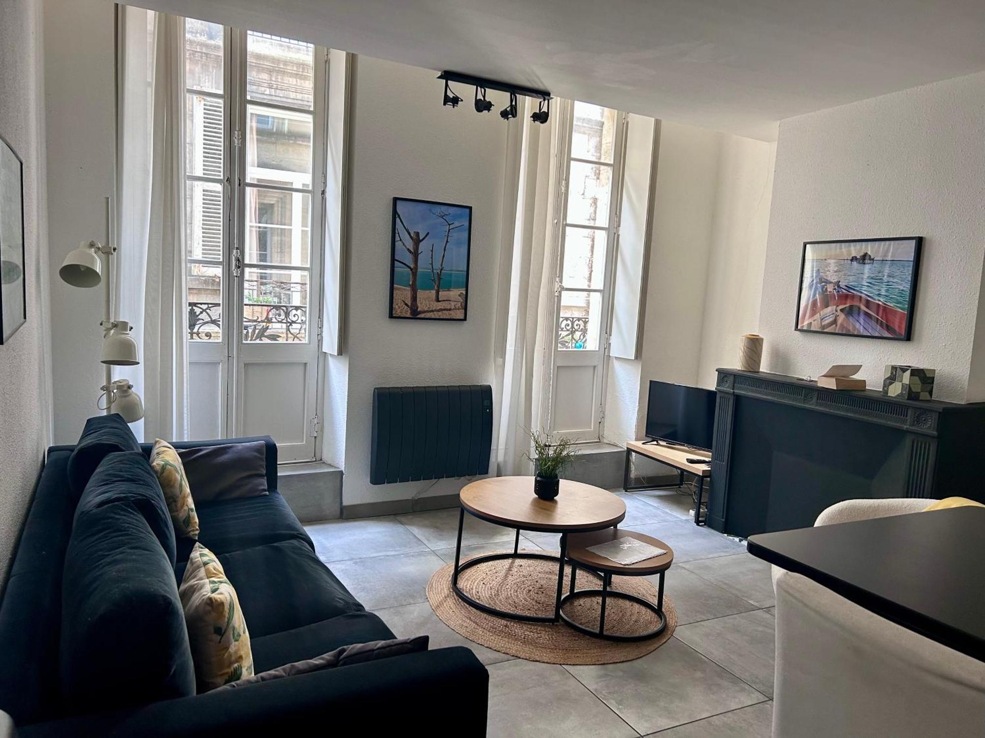 Appartement Cosy Avec Balcon, Centre Historique *