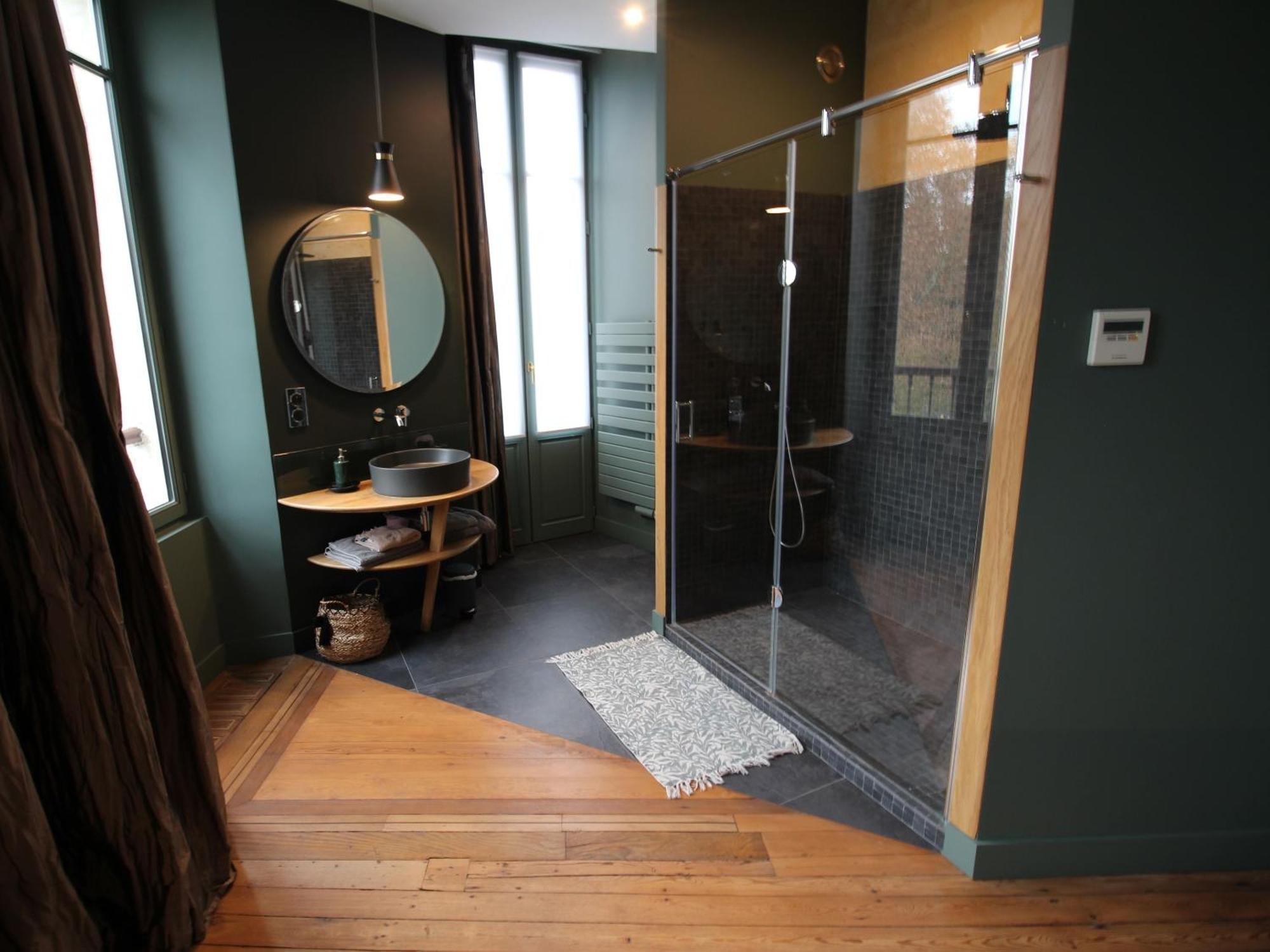 L'escapade Bordelaise - Cote Jardin Bed & Breakfast 3*