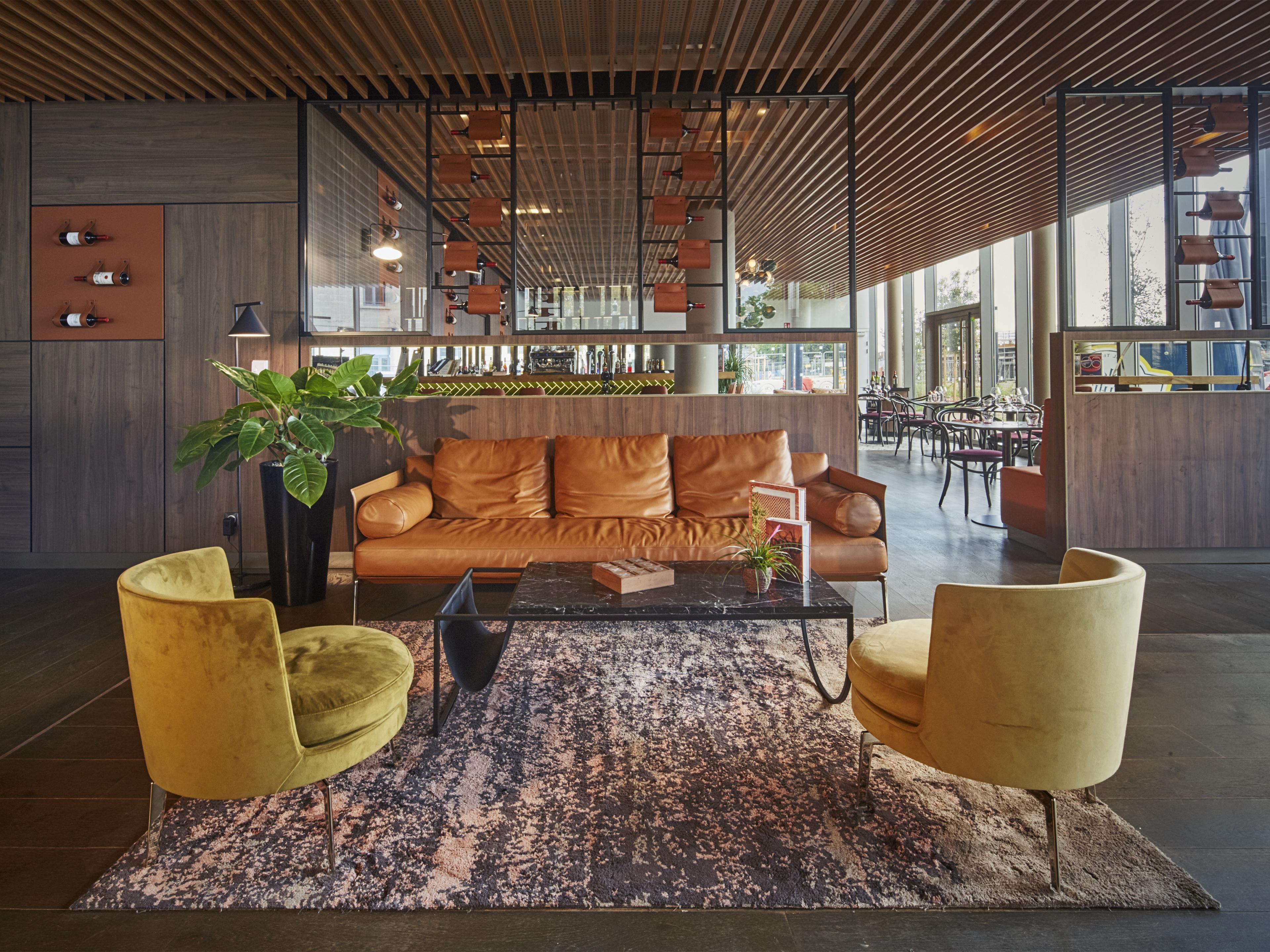 Radisson Hotel 4*