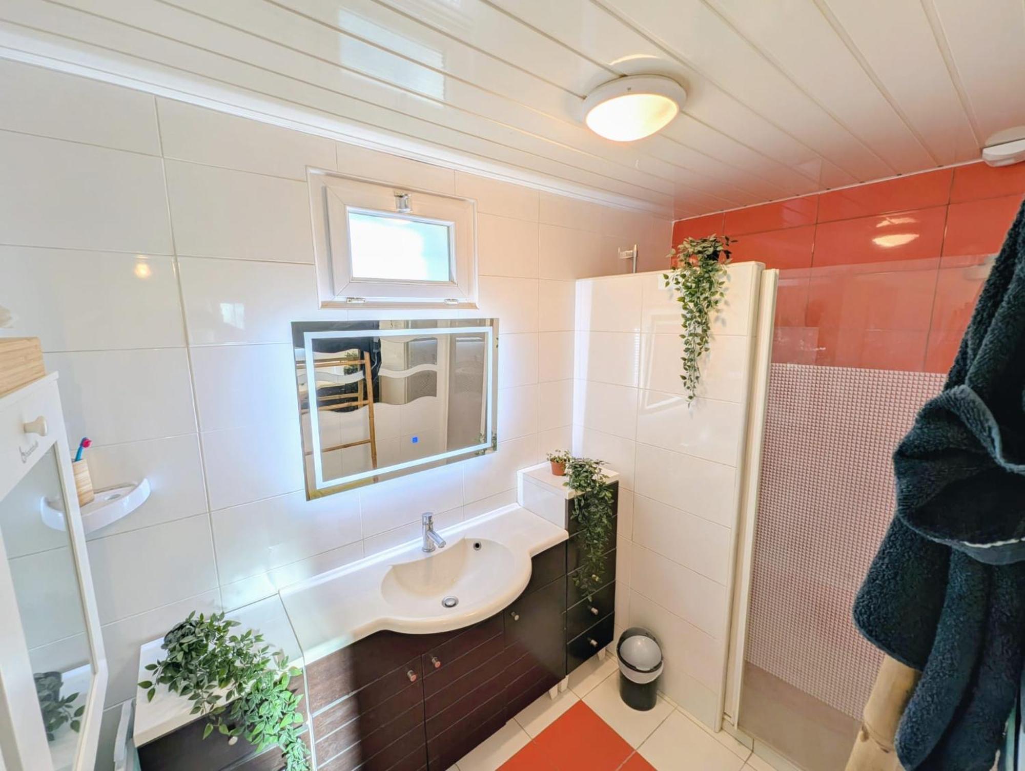 Vivez Autrement - Charme & Exterieur Ambiance Guinguette Guest house Bordeaux