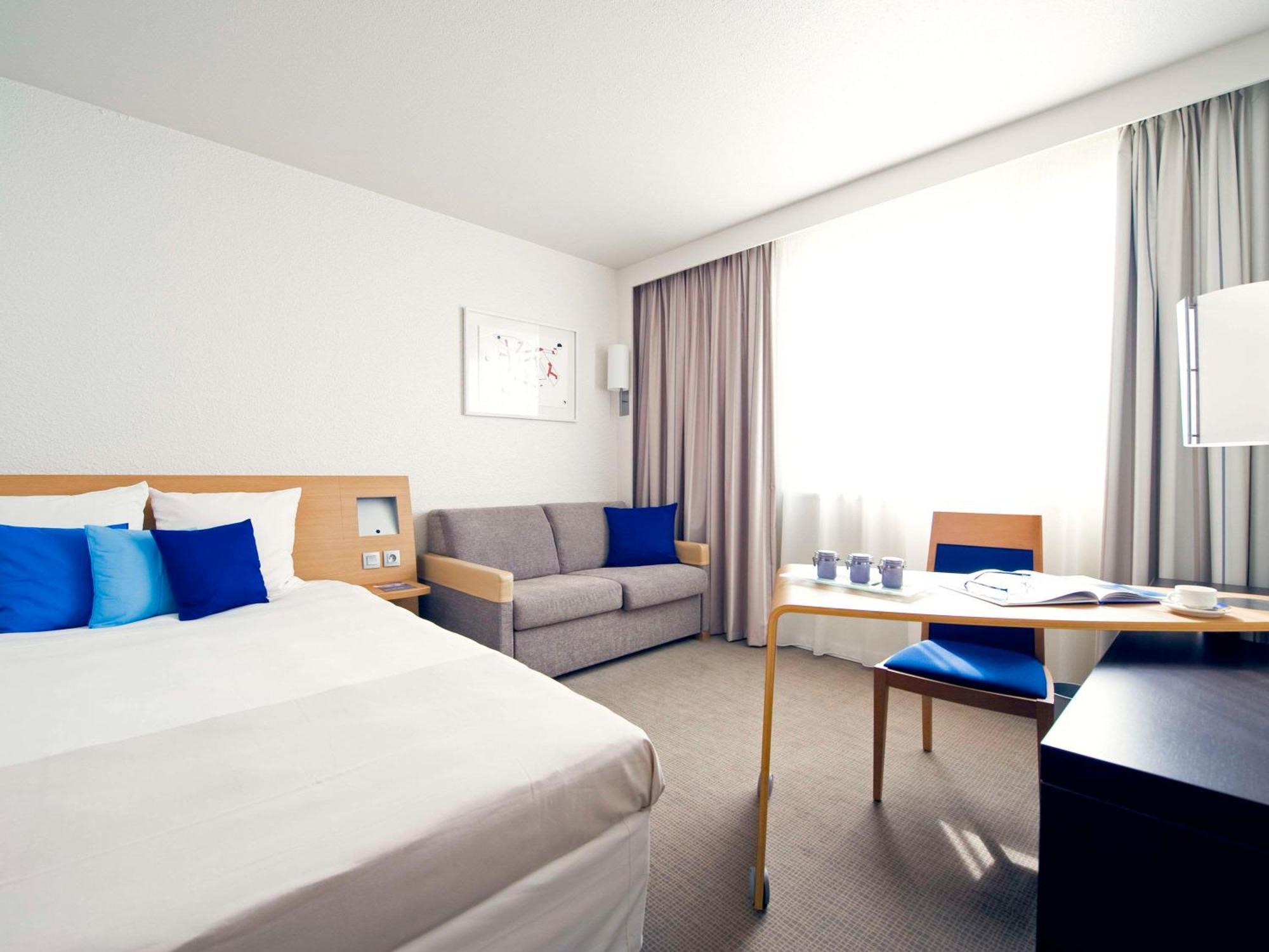 Novotel Hotel 4*