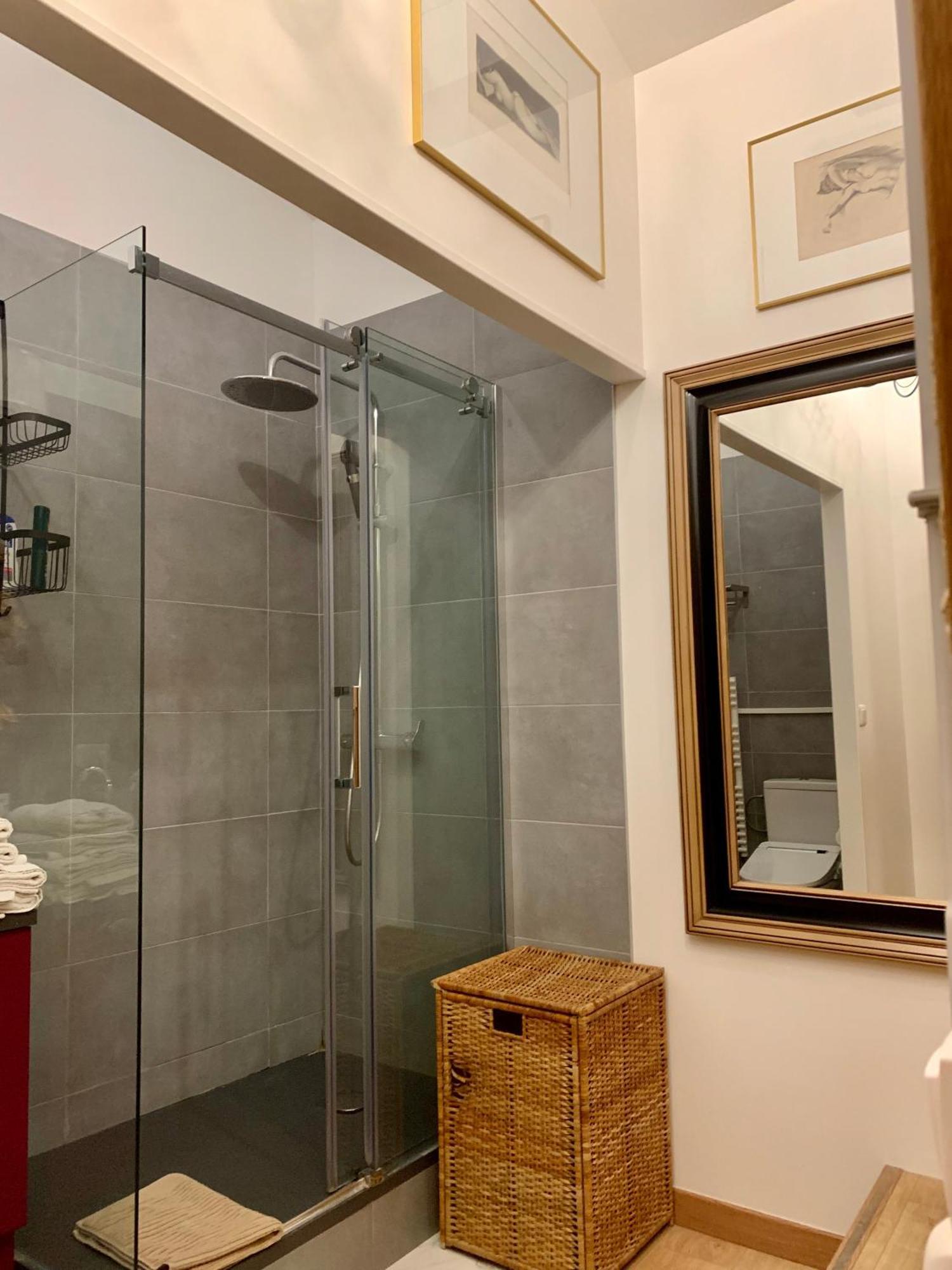 Tang Home-bordeaux Hyper Centre Bed & Breakfast *