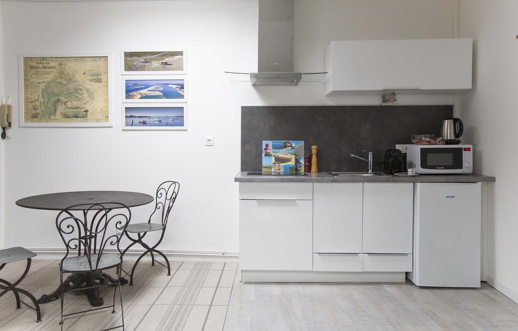 Une Chambre Chez Dupont 2*