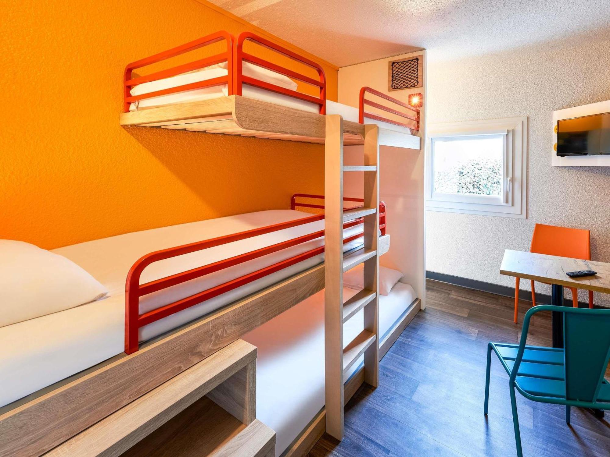Hotelf1 Hotel