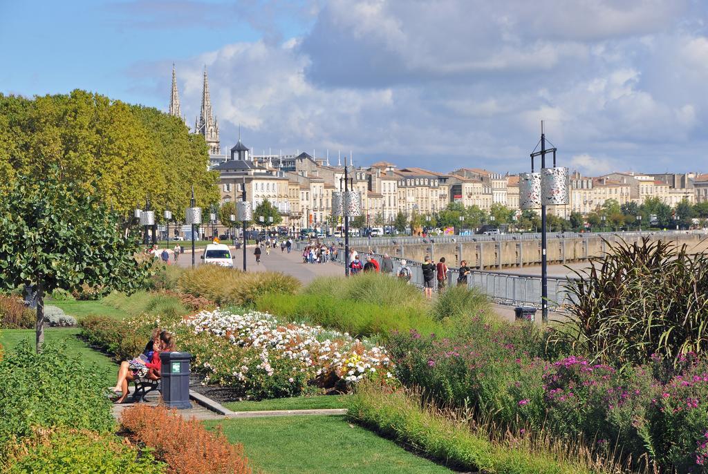 Ibis Centre - Gare Saint-jean Hotel