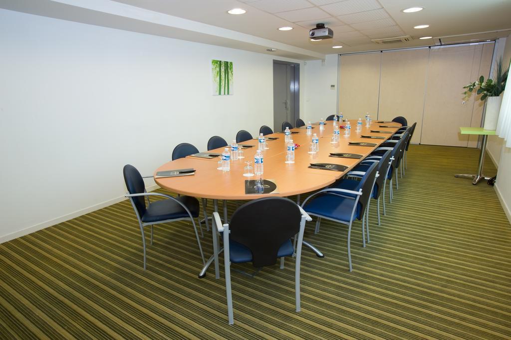 - Parc Des Expositions Appart hôtel 3*