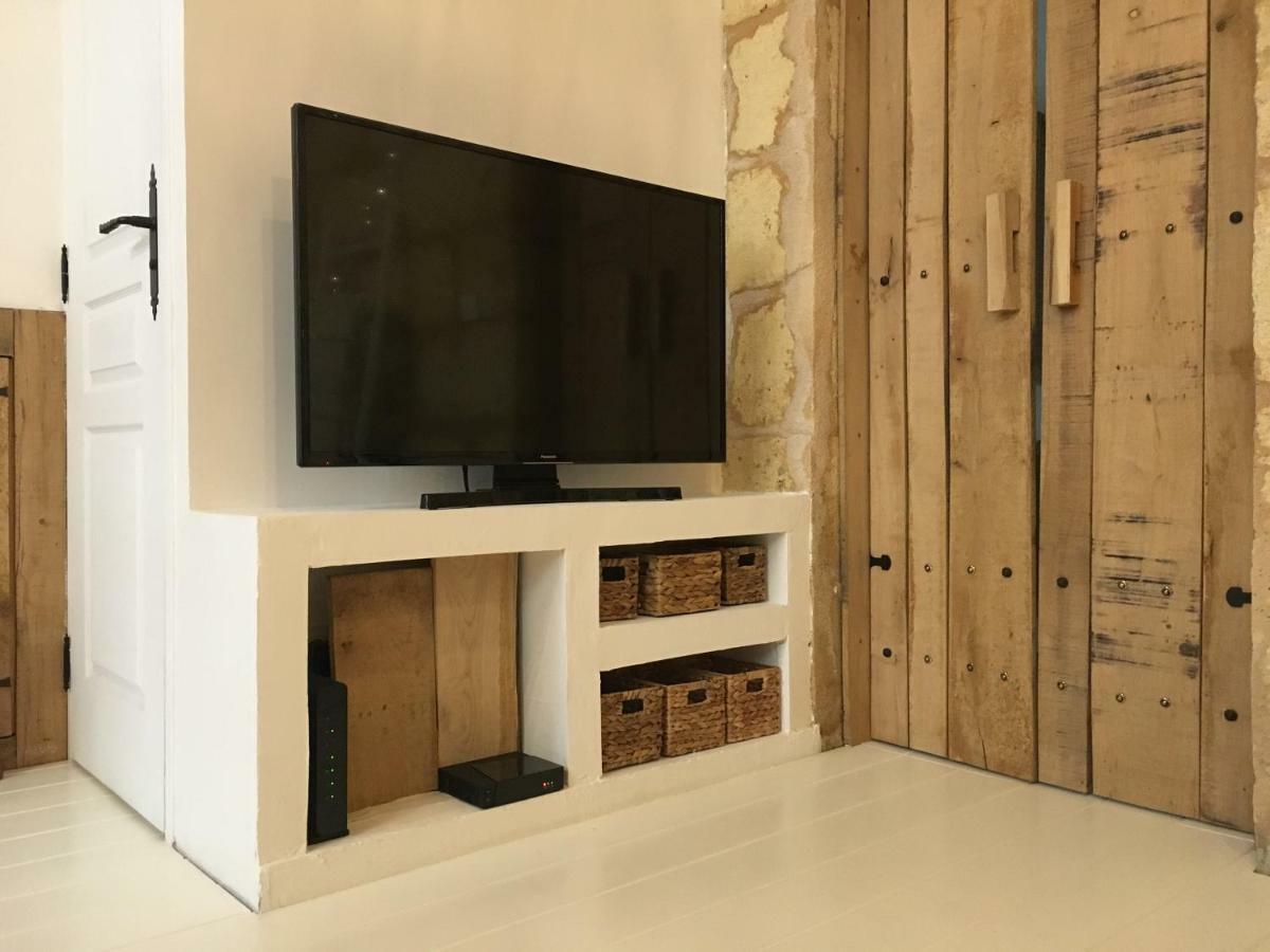 Apartment Mirmont Greek Style