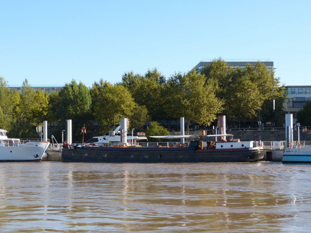 Barge Tango Botel Bordeaux