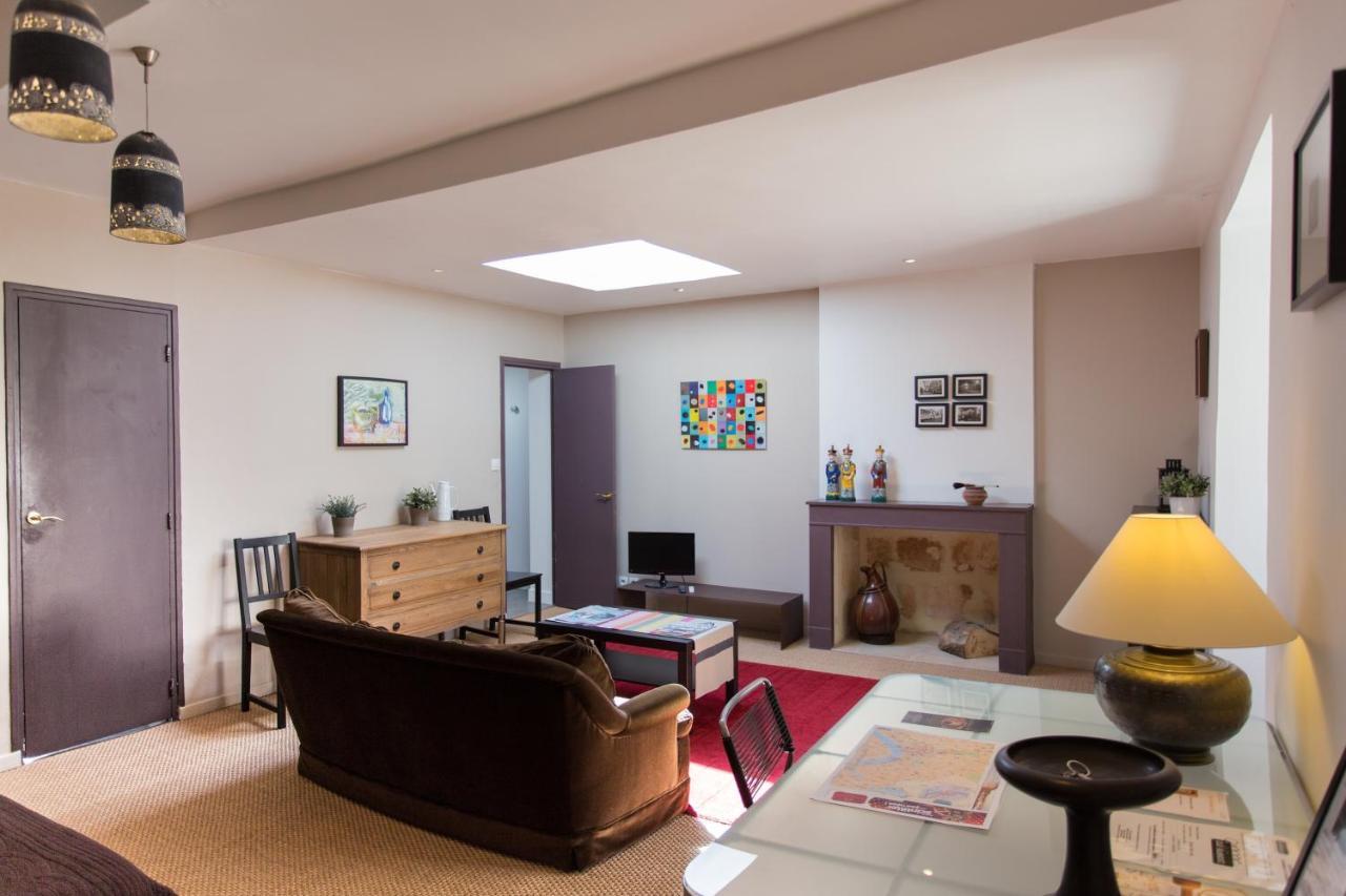 Guest house Maison D'hotes En Ville