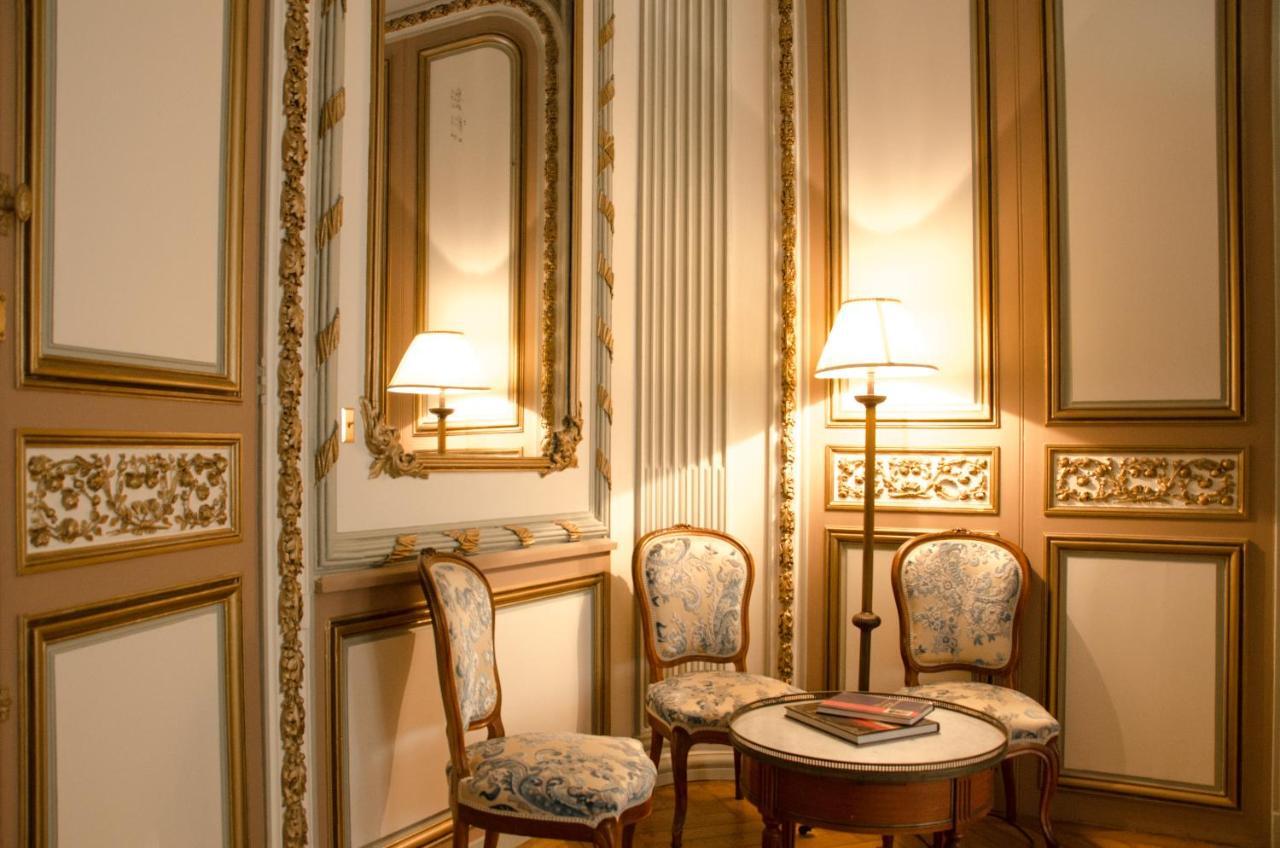 Victor Louis - Centre Maison d'hôtes